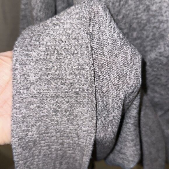 C&C California 2X Fine Knit Gray Heathered Light Weight Drop Sleeve Sweater - Picture 10 of 13